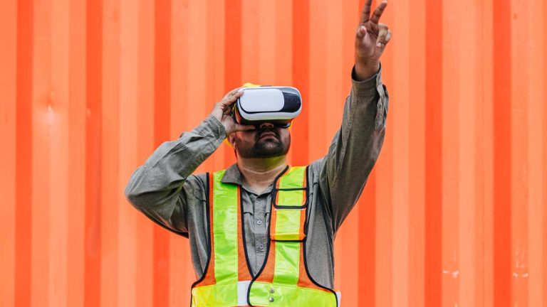 11 Advantages of Using Virtual Reality in Construction